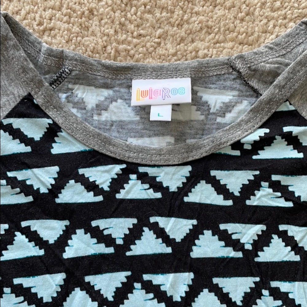BNWT LuLaRoe Randy top - Picture 4 of 4